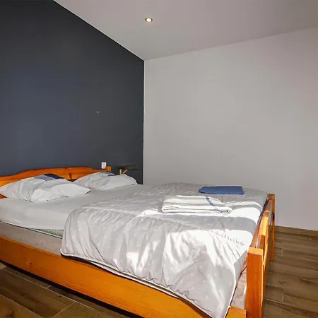 Beautiful In Vecchio With Wifi And 3 Bedrooms